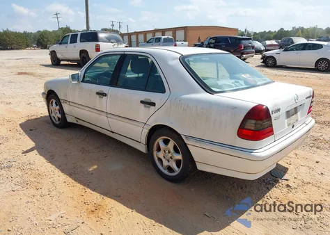 1999 Mercedes-Benz C 230 Kompressor z USA, uszkodzony, nr VIN WDBHA24G3XA806260